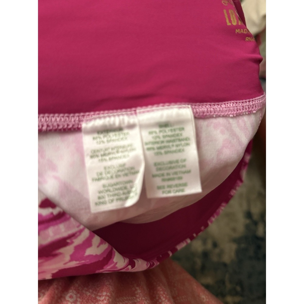 Lilly Pulitzer Pink & Magenta Paisley Capri Leggings - Picture 9 of 10
